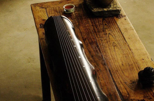 泉州市古琴蕴含的传统文化，一把古琴制备出来要两年的时间